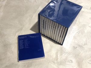 In-between 全13巻+別冊揃／1,ホンマタカシ　 2,港千尋　 3,尾仲浩二　 4,小野博　 5,本山周平 6,野村恵子　7,松江泰治　8,鬼海弘雄　9,米田知子　10,今井智己　11,吉増剛造　12,金村修　13,野口里佳／(In-between 13+Separate volume set / 1, Takashi Homma 2,Chihiro Minato 3,Koji Onaka  4, Hiroshi Ono  5,Shuhei Motoyama 6,Keiko Nomura  7,Taiji Matsue  8,Hiroh Kikai  9Tomoko Yoneda 10Tomoki Imai 11Gozo Yoshimasu 12Osamu Kanemura 13Noguchi Rika)のサムネール
