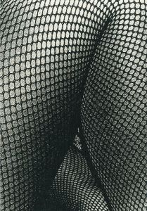 TIGHTS IN SHIMOTAKAIDO／森山大道／(TIGHTS IN SHIMOTAKAIDO / Daido Moriyama)のサムネール