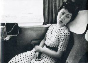 荒木経惟　センチメンタルな旅　1971ー2017ー／著：荒木経惟　監修：東京都写真美術館／(ARAKI Nobuyoshi: Sentimental Journey 1971ー2017ー / Author: Nobuyoshi Araki Supervision: TOKYO PHOTOGRAPHIC ART MUSIUM)のサムネール