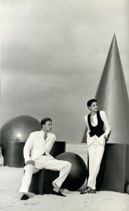 「Mirages GIORGIO ARMANI Spring/Summer 1993 Collection / Photo: Peter Lindbergh」画像2