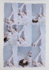 white lingerieのサムネール