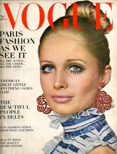 VOGUE アメリカ版　1968年3月15日／写真：リチャード・アヴェドン　デヴィッド・ベイリー　ヘンリー・クラーク　ヘルムート・ニュートン　バート・スターン　他／(VOGUE US Edition　March 15　1968 / Photo: Richard Avedon, David Bailey, Henly Clarke, Helmut Newton, Bert stern)のサムネール