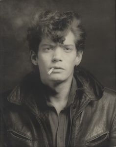 CERTAIN PEOPLE: A BOOK OF PORTRAITS／写真：ロバート・メイプルソープ　序文：スーザン・ソンタグ　デザイン：ディミトリ・レヴァス、ジャック・ウッディ／(CERTAIN PEOPLE: A BOOK OF PORTRAITS / Photo: Robert Mapplethorpe　Preface: Susan Sontag　Design: Dimitri Levas, jack woody)のサムネール