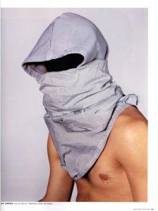 「ANOTHER MAGAZINE 02 SPRING/SUMMER 2002 / Photo: Mario Sorrenti etc.　Edit: Jefferson Hack」画像3