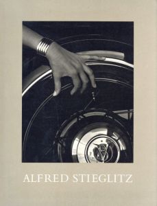 ALFRED STIEGLITZ: PHOTOGRAPHS & WRITINGS／アルフレッド・スティーグリッツ／(ALFRED STIEGLITZ: PHOTOGRAPHS & WRITINGS / Alfred Stieglitz)のサムネール