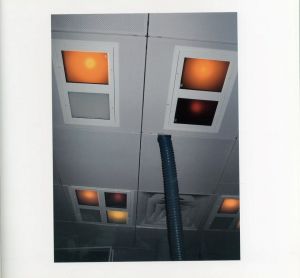 「DARKROOM / 写真：ミシェル・カンポウ　文：マーティン・パー」画像5