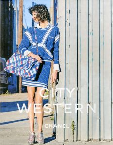 CHANEL SPRING - SUMMER 2016 CITY WESTERN／写真：カール・ラガーフェルド／(CHANEL SPRING - SUMMER 2016 CITY WESTERN / Photo: Karl Lagerfeld)のサムネール