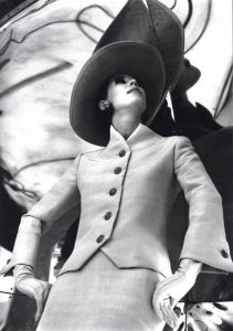 「Yves Saint Laurent: Images of Design 1958-1988 / Author: Yves Saint Laurent」画像2