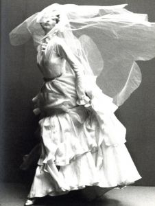 「AVEDON FASHION 1944-2000 / Richard Avedon」画像1