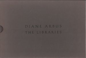 DIANE ARBUS THE LIBRARIES／ダイアン・アーバス、ドゥーン・アーバス／(DIANE ARBUS THE LIBRARIES / Diane Arbus, Doone Arbus)のサムネール