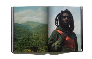 「Useless Fighters  issue2　COVER B(Fights In the Andes Mountains） / Creative Director, Editor-in-chief: Ramdane Touhami」画像10