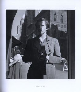 「Self-Portrait / Photo: Vivian Maier　Edit: John Maloof　Essey: Elizabeth Avedon」画像1