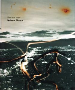 View from above／写真・デザイン：ヴォルフガング・ティルマンス／(View from above / Photo, Design: Wolfgang Tillmans)のサムネール