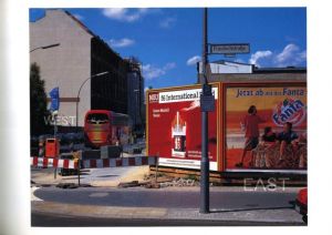 「THE BERLIN WALL / 写真・文：土田ヒロミ」画像1