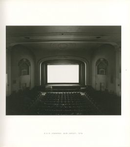 「HIROSHI SUGIMOTO: THEATERS / Author: Hiroshi Sugimoto　Design: Takaaki Matsumoto」画像1